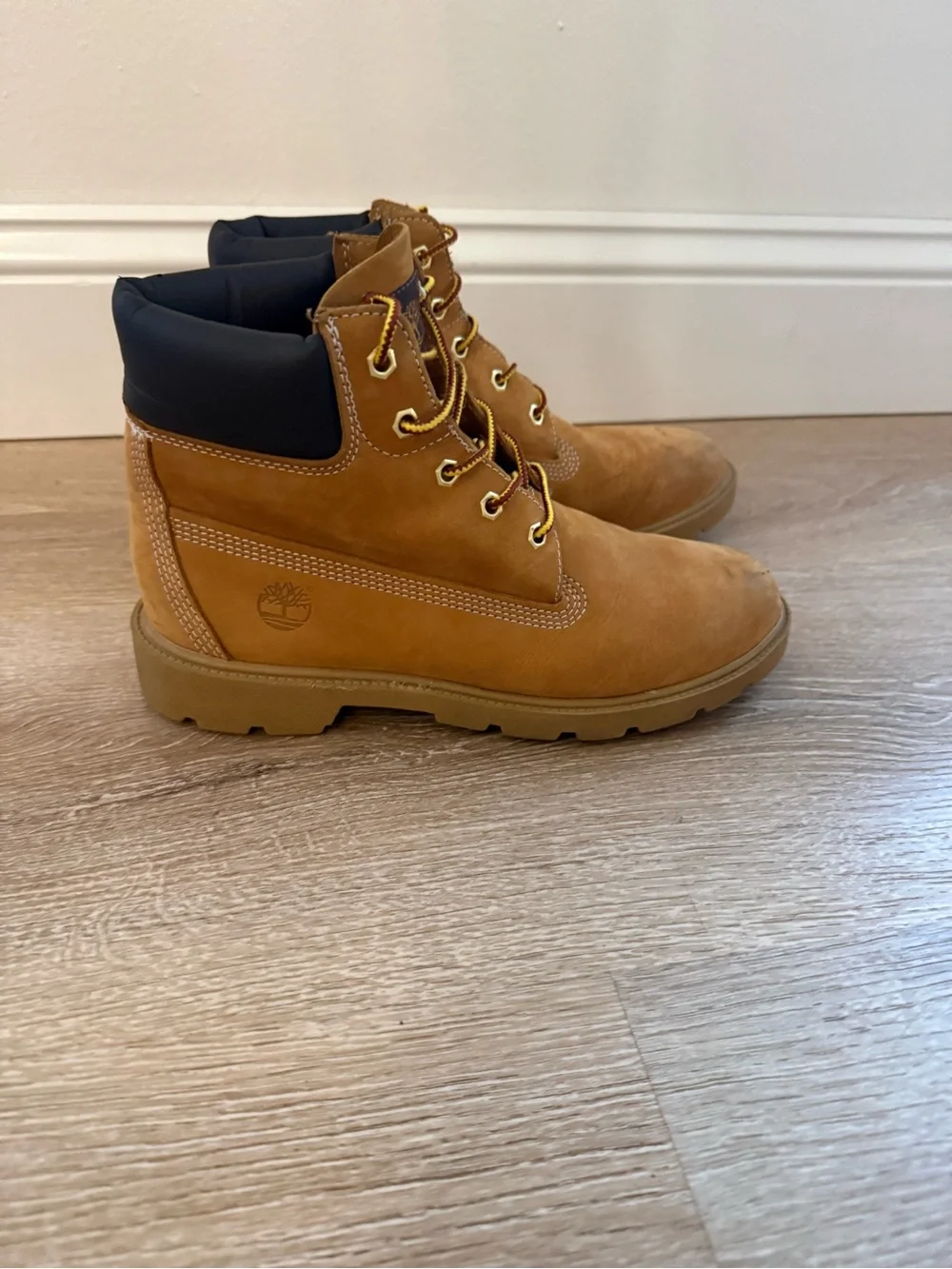 Timberland Wheat Nubuck Lace-Up Work Boot - Honey Brown